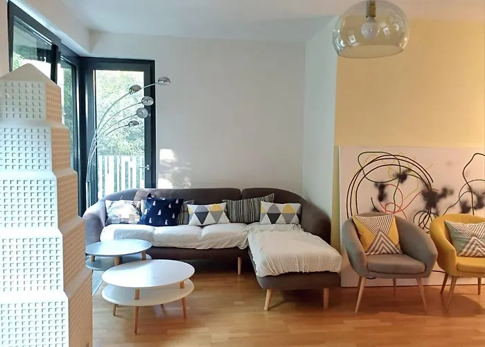 10min To The Center Modern Flat *